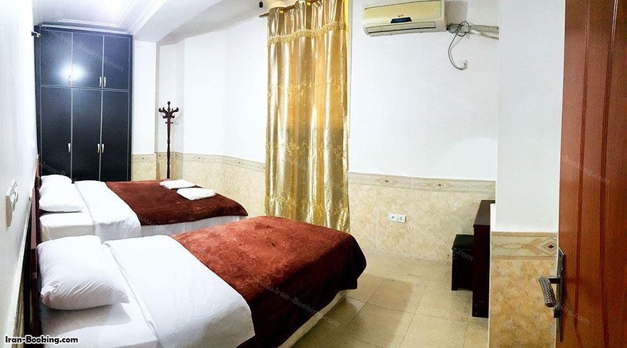 اتاق سه تخته هتل آپارتمان شادناز 2 قشم
