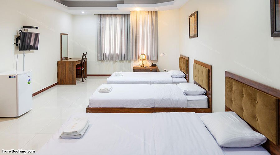 عکس اتاق سه تخته هتل جاده ابریشم تهران