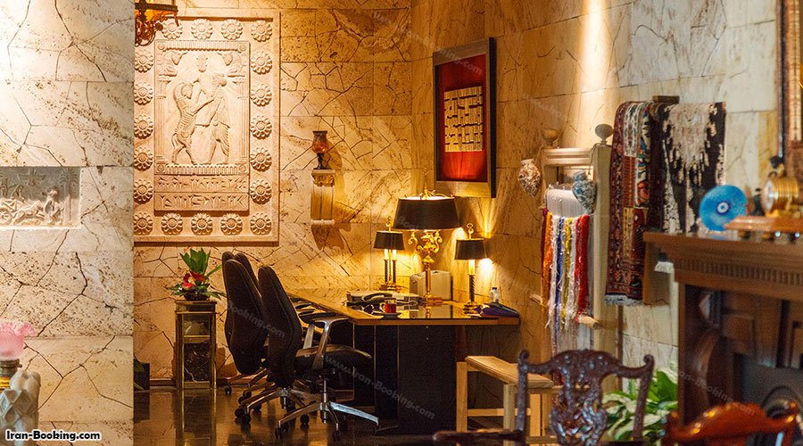 فضای داخلی هتل تاج محل تهران