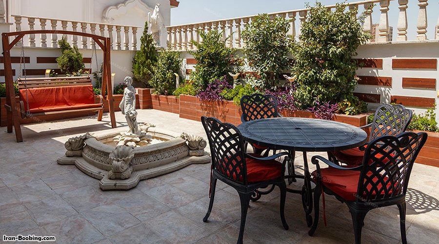 تراس اتاق هتل تاج محل تهران