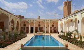 اقامتگاه سنتی یاسمین راهب کاشان