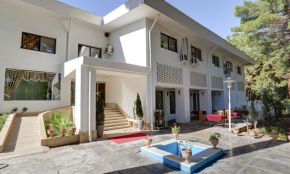 هتل جهانگردی شاهرود