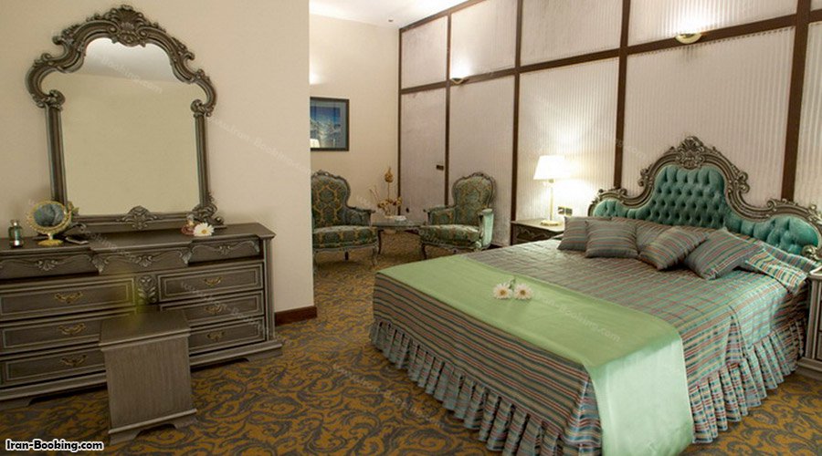 اتاق دوتخته هتل توس مشهد