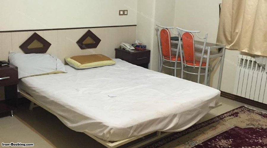 اتاق دوتخته هتل طوطیا اصفهان