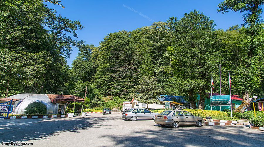 عکس محوطه هتل جهانگردی چالوس