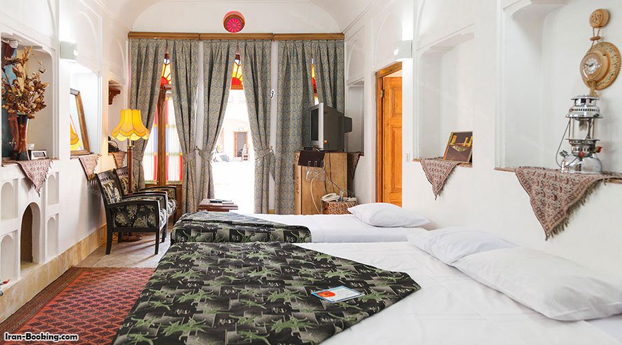 اتاق هتل سنتی مهر یزد
