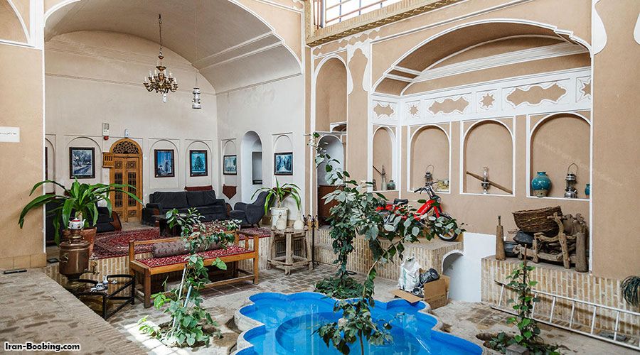 فضای داخلی هتل والی یزد