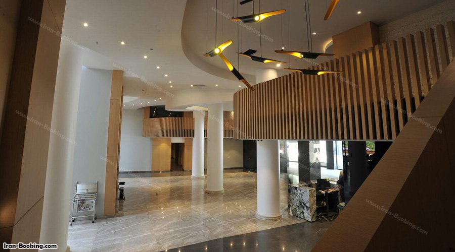 فضای لابی هتل ونوس پلاس چالوس