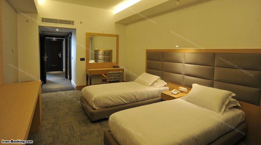 عکس اتاق هتل ونوس پلاس چالوس