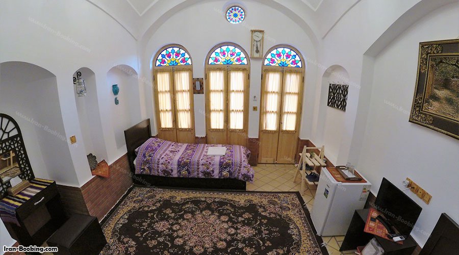 اتاق توئین هتل فانوس ویونا کاشان