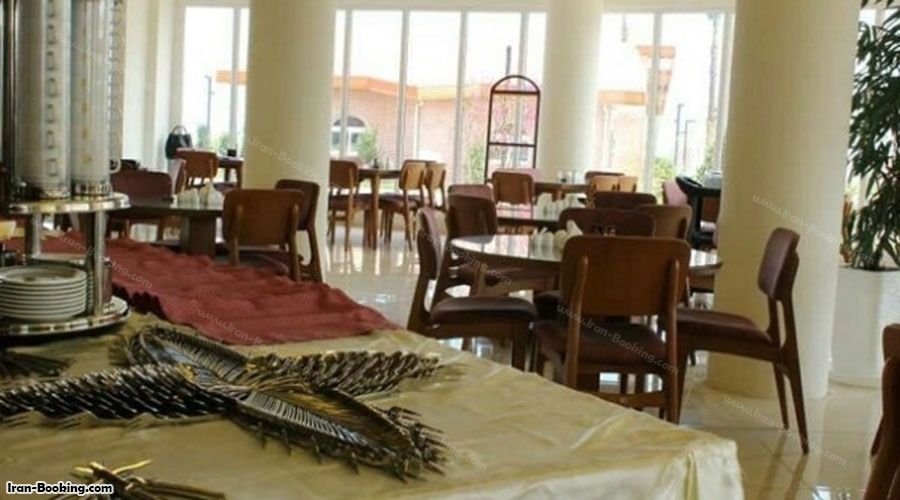 عکس رستوران هتل یاس انزلی