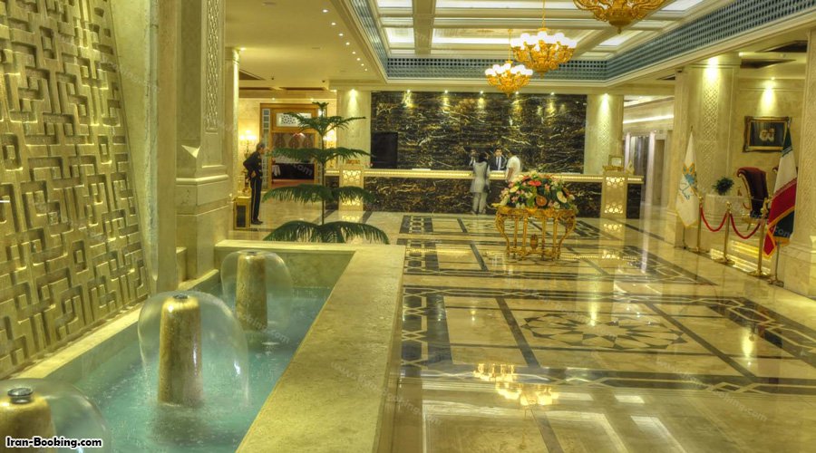 عکس لابی هتل زندیه شیراز