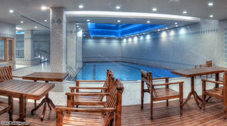 استخر هتل زندیه شیراز