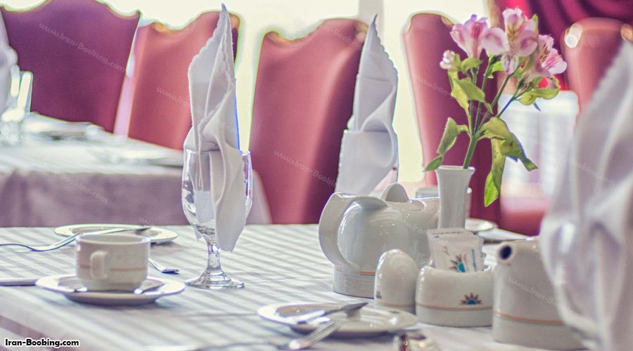 رستوران هتل زندیه شیراز