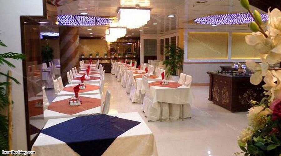 رستوران هتل آپارتمان زمرد مشهد