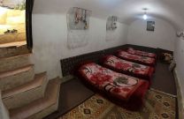 سه تخته مریم طبقه همکف بدون پنجره